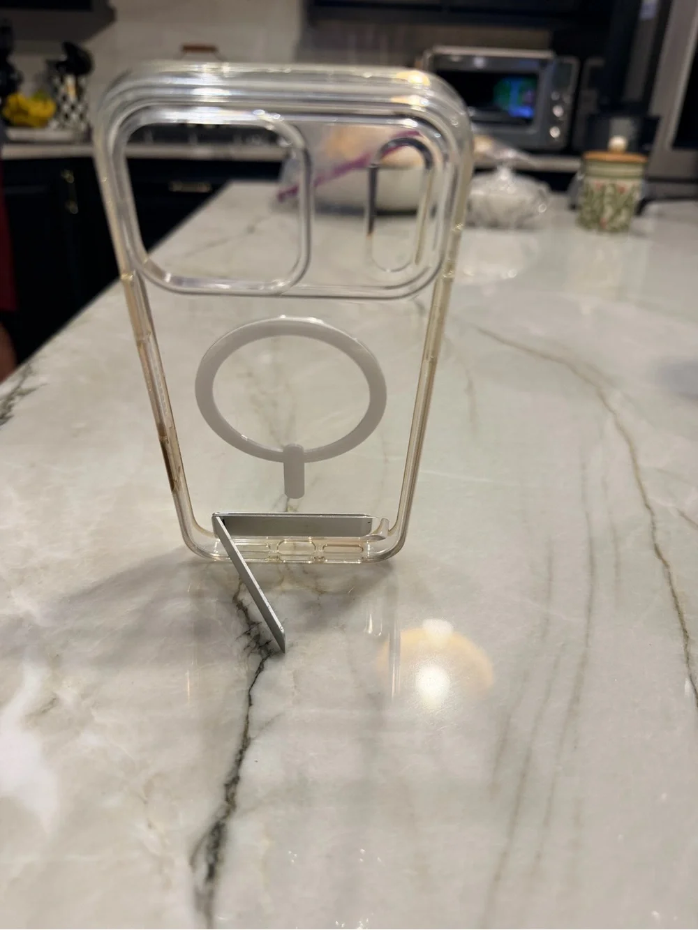 Clear Gold-Trim MagSafe-Compatible iPhone Case 17 Pro Max